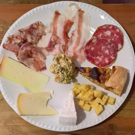 Agriturismo Grilla Farm stay Mele