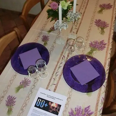 Alloggio per agriturismo Agriturismo Grilla Mele